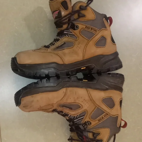 Red Wing stock number 6785 men's 8 - Picture 2 of 8